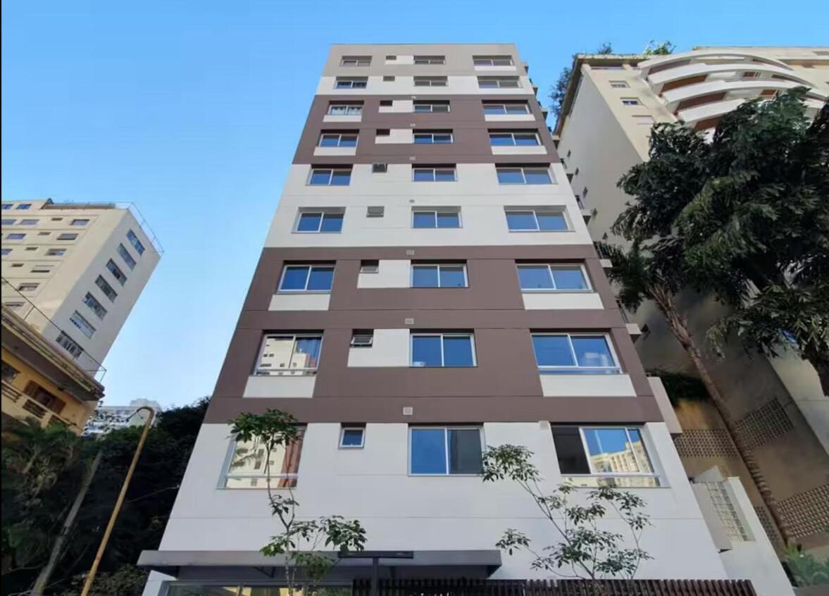 Av Paulista Com Varanda